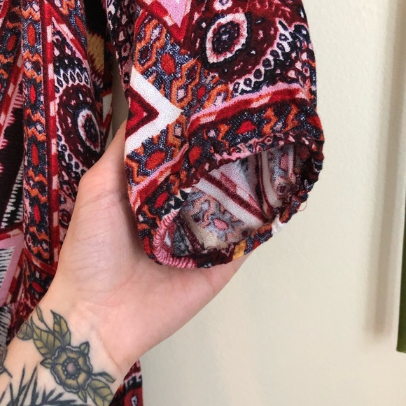 • SOLD • BB Dakota Geometric Dress - Picture 4 of 7